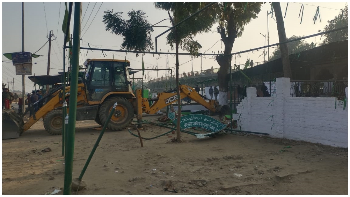 Deoria illegal mazar demolition sparks political protest