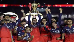 RCB ने रचा इतिहास, लगातार दूसरी बार जीता IP, कोहली की पारी ने दिलाई जीत